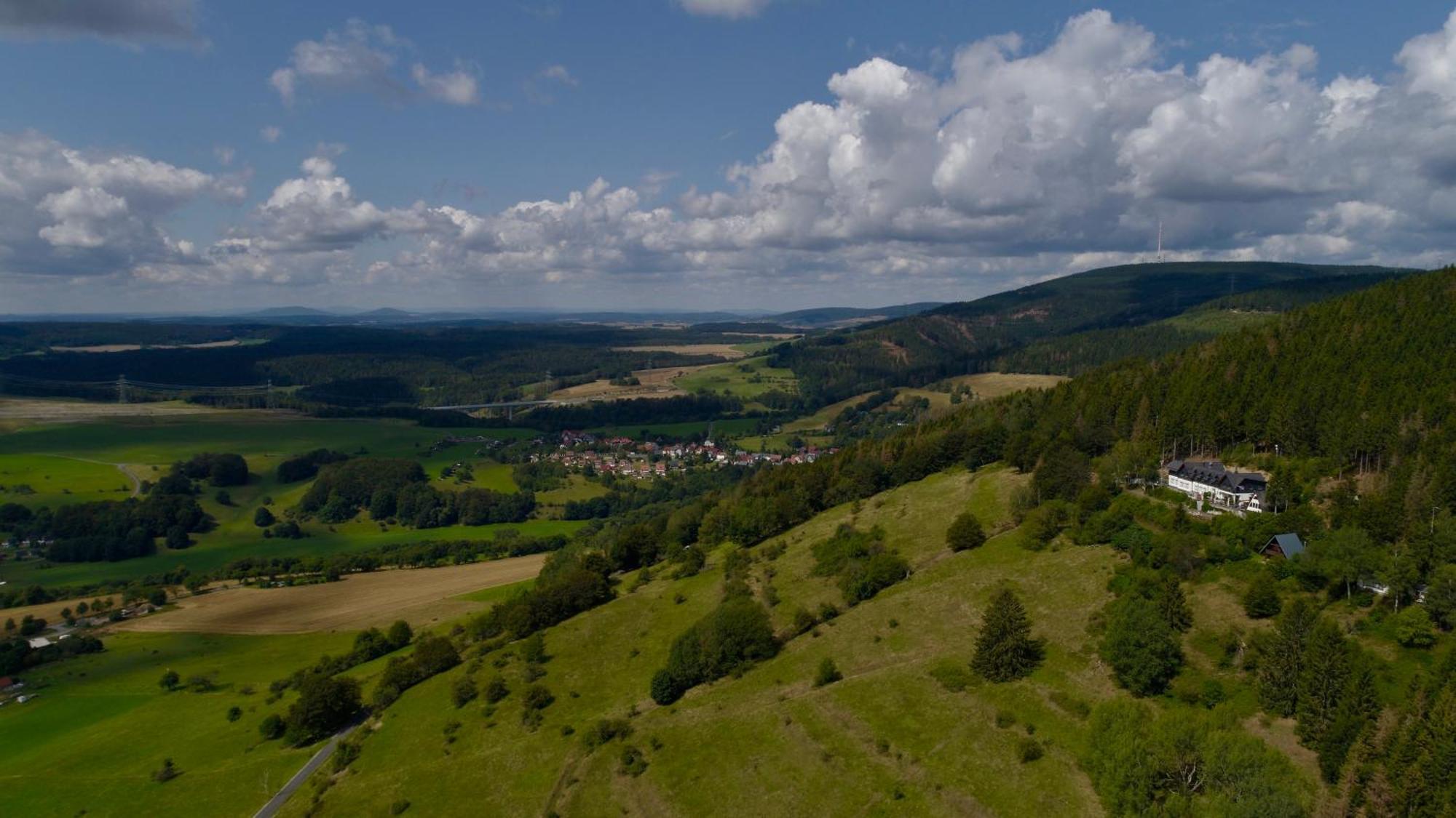 Die Triniushuette "Thueringens Schoenste Aussicht" Rauenstein Luaran gambar