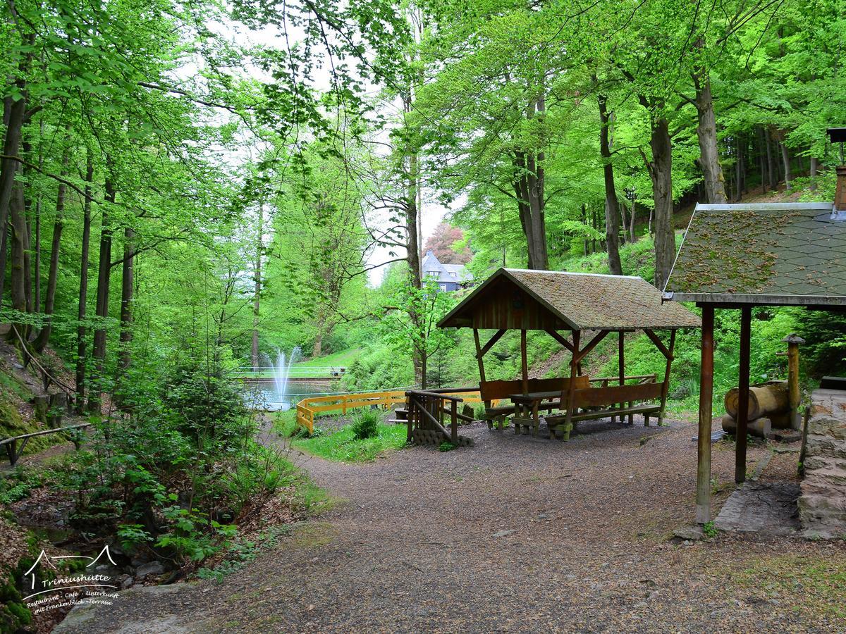 Die Triniushuette "Thueringens Schoenste Aussicht" Rauenstein Luaran gambar